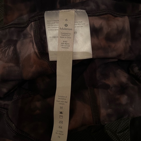 Lululemon Unlimit High-Rise Crop 23" *Keyhole
Diamond dye graphite grey pink - Picture 9 of 9